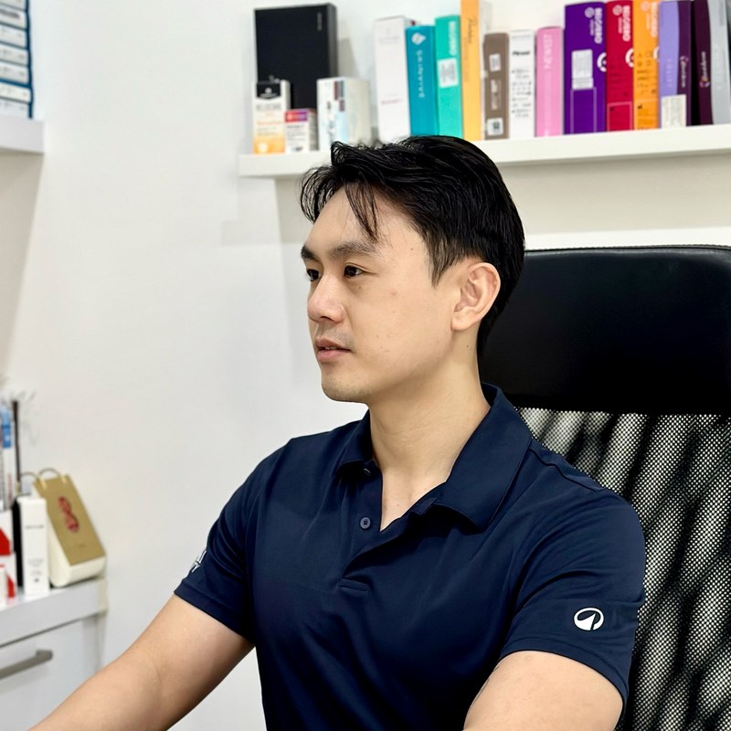 Dr. Daniel Chong